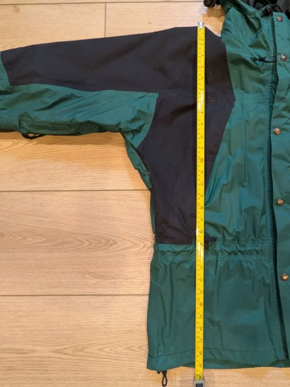 Vintage North Face Mountain Light Gore-Tex jacket size L?